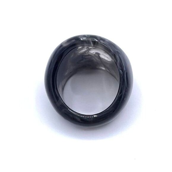 Black with Light Gray Swirl Acrylic Geometric Chunky Statement Ring Size 8.5 - Picture 5 of 8